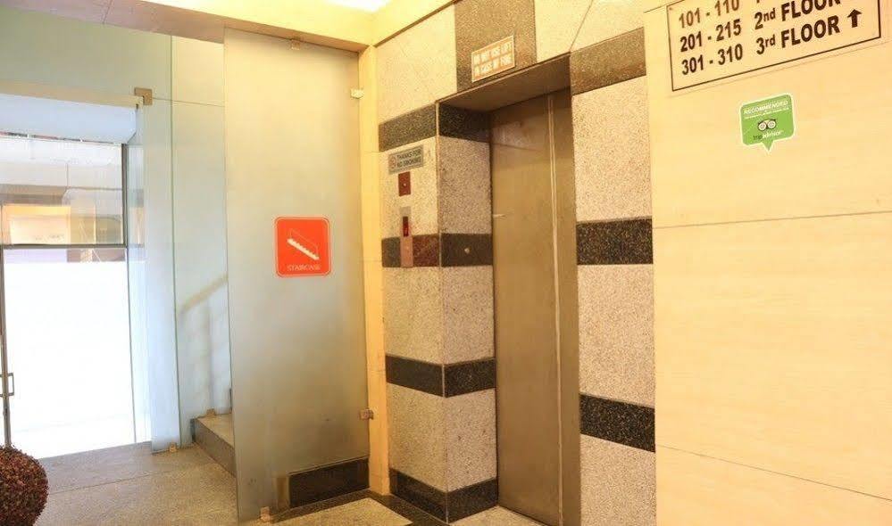 Chirag Residency Hotel New Delhi Exterior photo